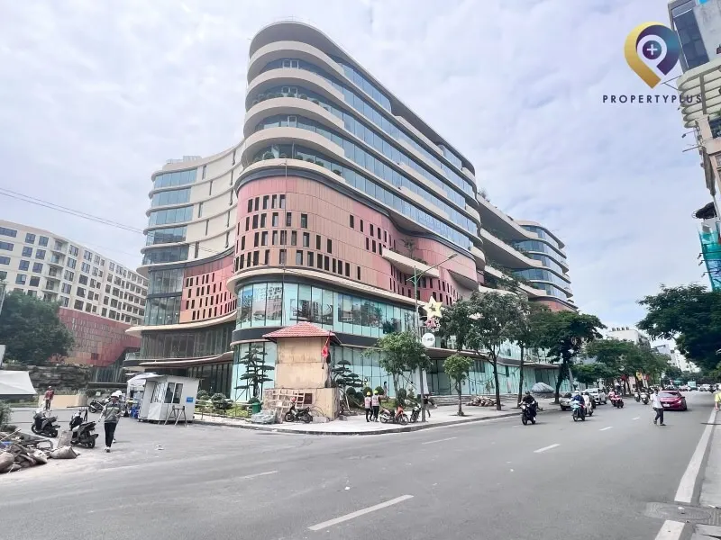 Tiến Bộ Plaza